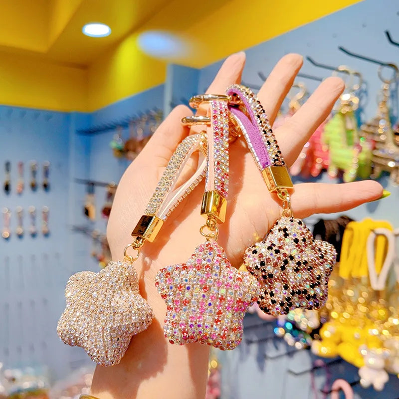 Luxury cartoon full drill star keychain crafted with Czech diamonds, adorned with a delicate tassel, perfect for both men and women. Ideal for gifting on Christmas, Valentine's Day, or New Year.