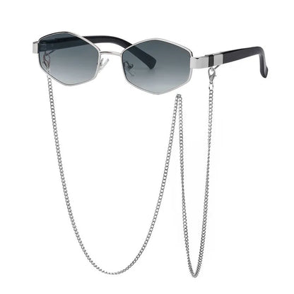 Stylish full frame women's sunglasses in black, combining luxury and modern design.