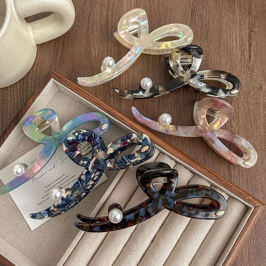 Stylish unisex hair decoration, a chic acetic acid headwear designed for fashion-forward individuals, ideal for enhancing summer looks.