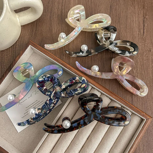 Stylish unisex hair decoration, a chic acetic acid headwear designed for fashion-forward individuals, ideal for enhancing summer looks.