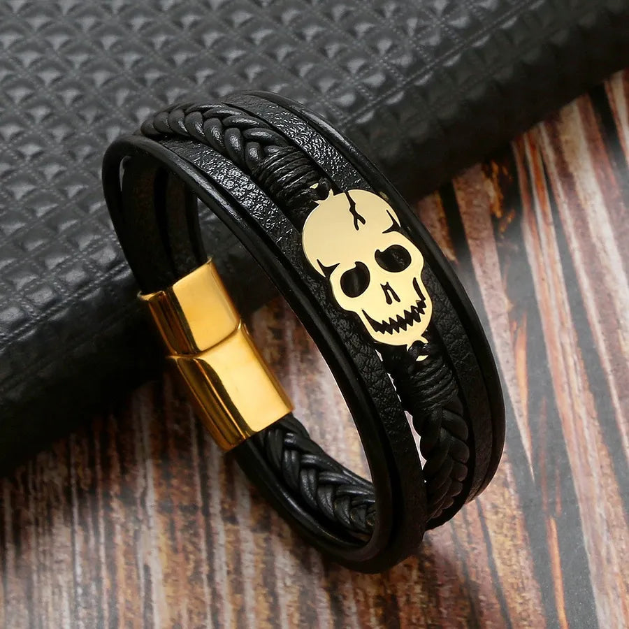 Stylish men's bracelet in punk fashion, made of premium 304 Stainless Steel and soft PU Leather, ideal for daily wear.