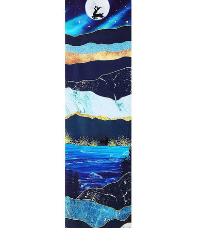 Beautifully crafted hanging wall ornament displaying a serene vacation landscape, designed for upscale home embellishment.