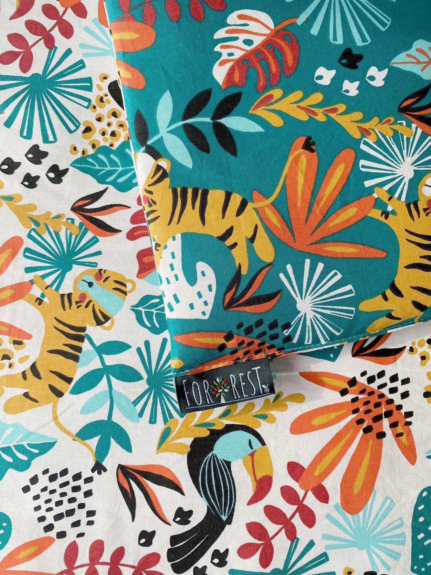 FORREST 3 Piece Reversible Cot Bed Set – Organic Cotton Baby Bedding - Rainforest