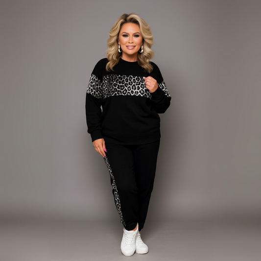 Tracksuit with straight leopard panels