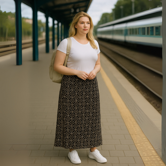 Black Pink Tile Elastic Waist Maxi Skirt
