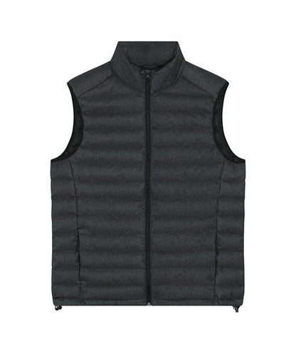 Stylish and comfortable recycled wool-like bodywarmer, highlighting environmentally friendly materials and chic aesthetics for a versatile wardrobe essential.