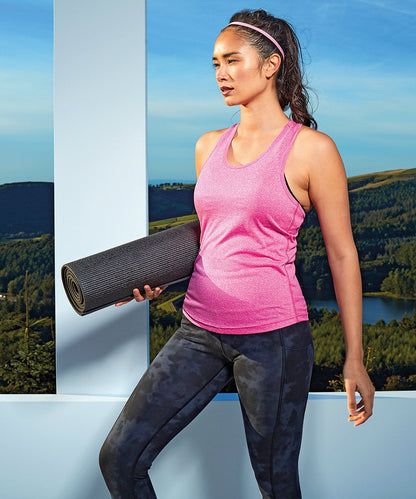 Elegant women’s activewear showcasing minimal seams and clean finishing of the Slim Racerback Vest, designed for ultimate comfort and performance.