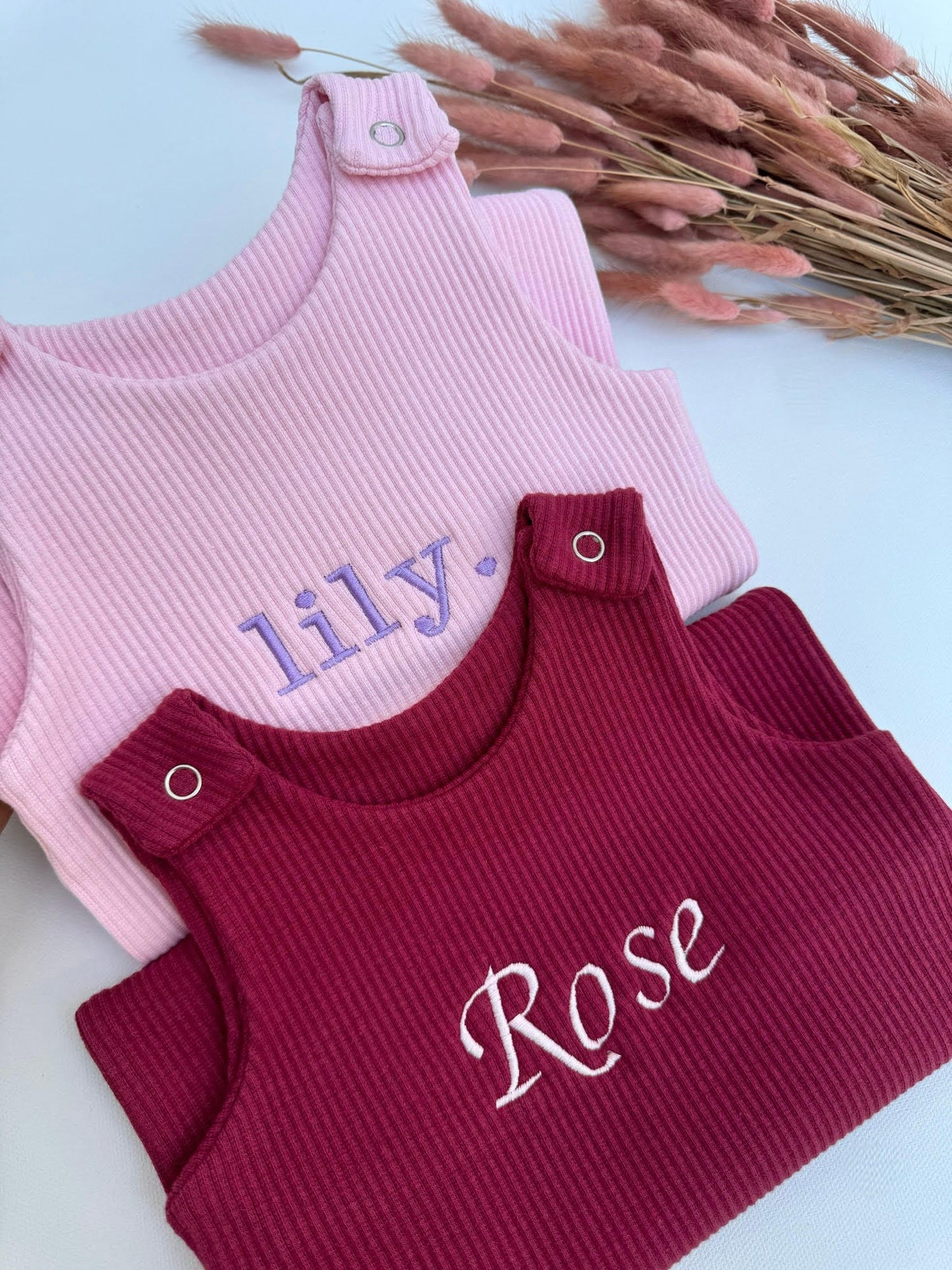 Comfortable cotton overalls for toddlers, elegantly tailored by DreamBuy, featuring a soft ribbed fabric for sensitive skin.